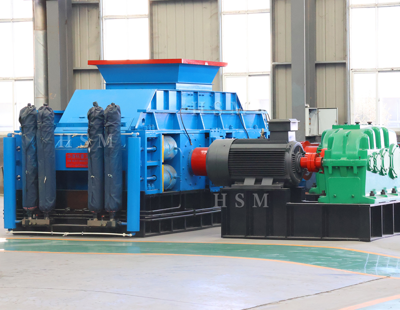 全液壓對(duì)輥制砂機(jī)價(jià)格多少，常見(jiàn)的型號(hào)有哪些？