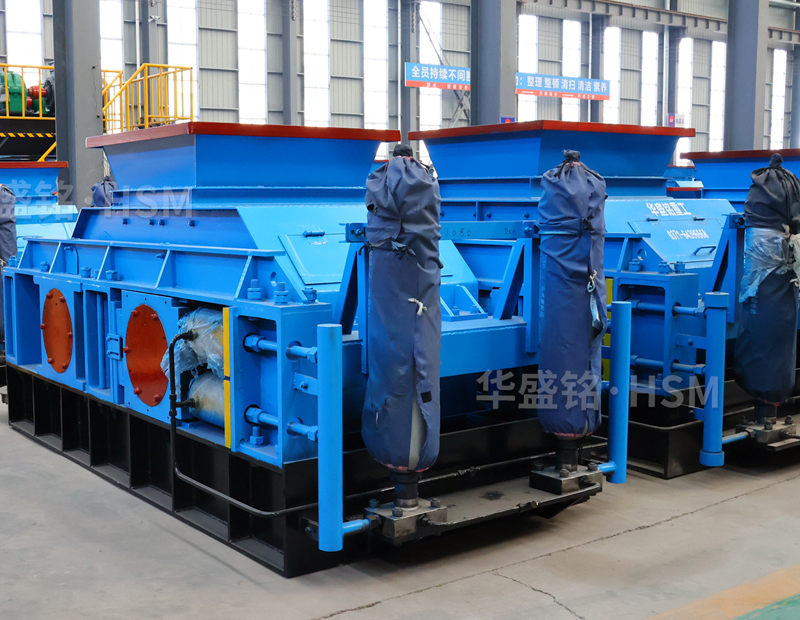 破碎石英石用什么制砂設(shè)備？對輥制砂機(jī)多少錢一臺(tái)？