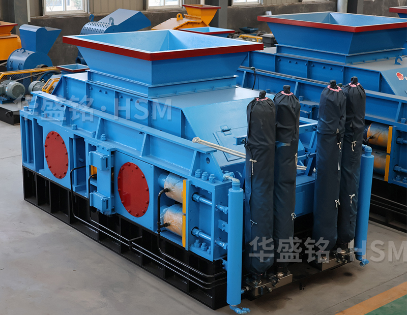 時產200噸小型河卵石制砂機型號有哪些？