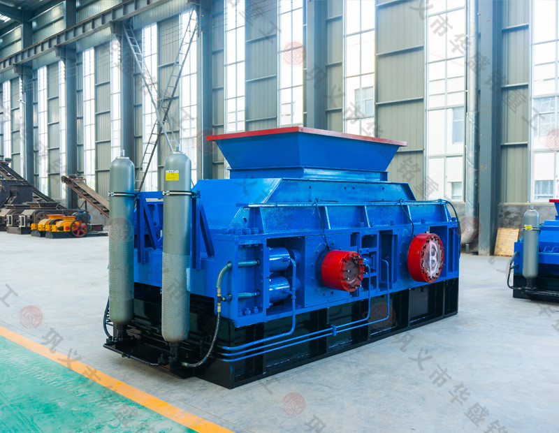 火山巖液壓對輥制砂機報價是多少？河南哪家好呢？